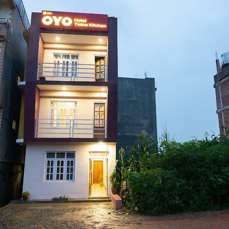 Oyo 281 Twins Kitchen Hotel Dhulikhel Ngoại thất bức ảnh