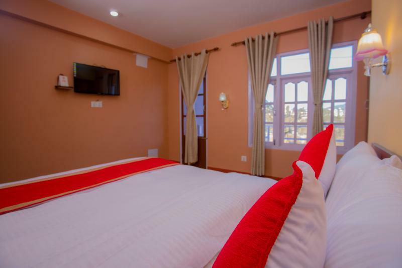 Oyo 281 Twins Kitchen Hotel Dhulikhel Ngoại thất bức ảnh