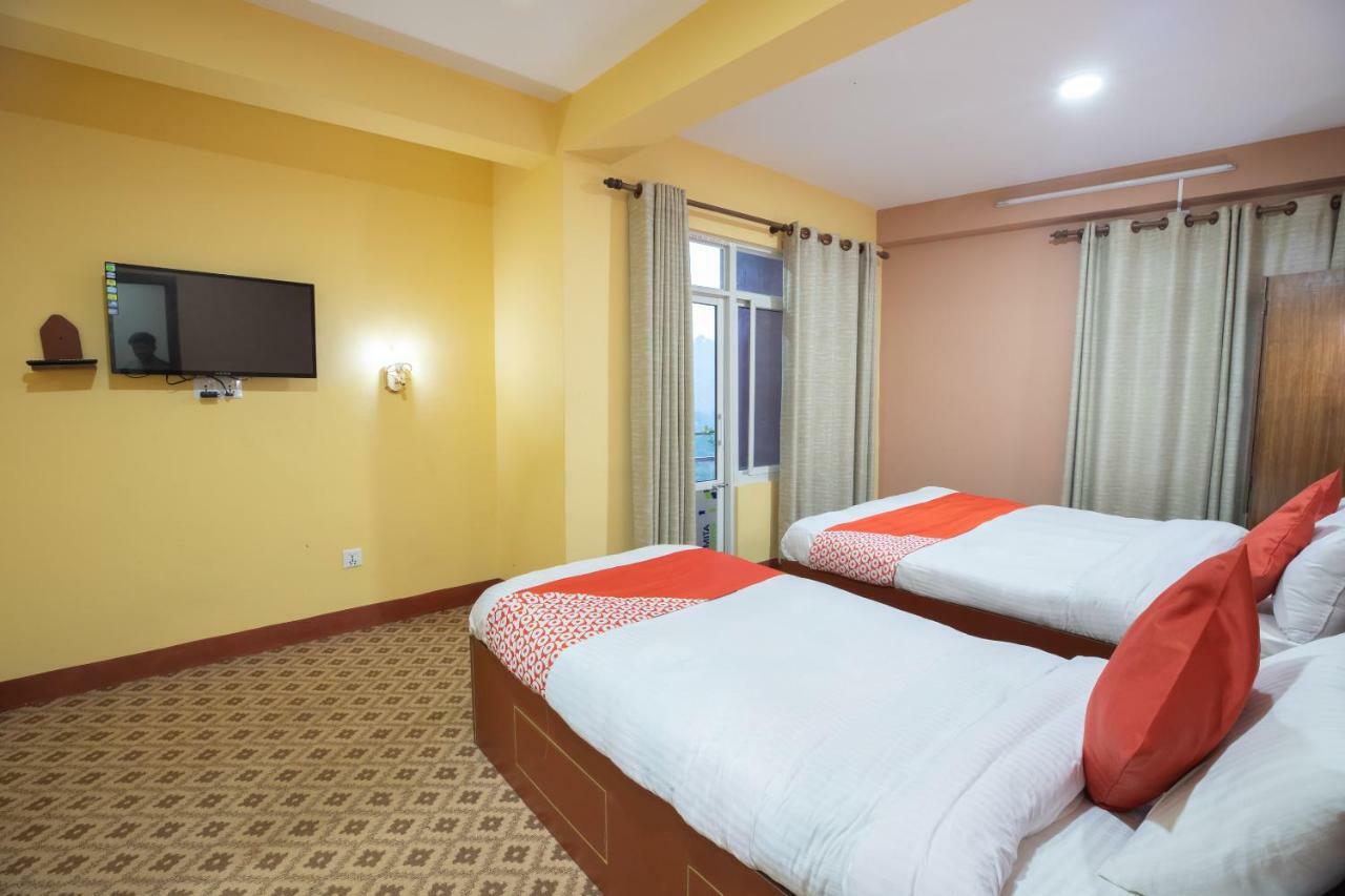 Oyo 281 Twins Kitchen Hotel Dhulikhel Ngoại thất bức ảnh