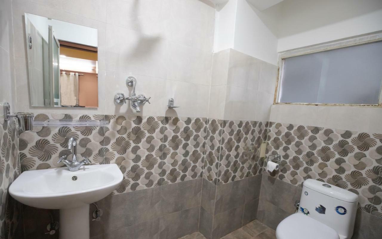 Oyo 281 Twins Kitchen Hotel Dhulikhel Ngoại thất bức ảnh